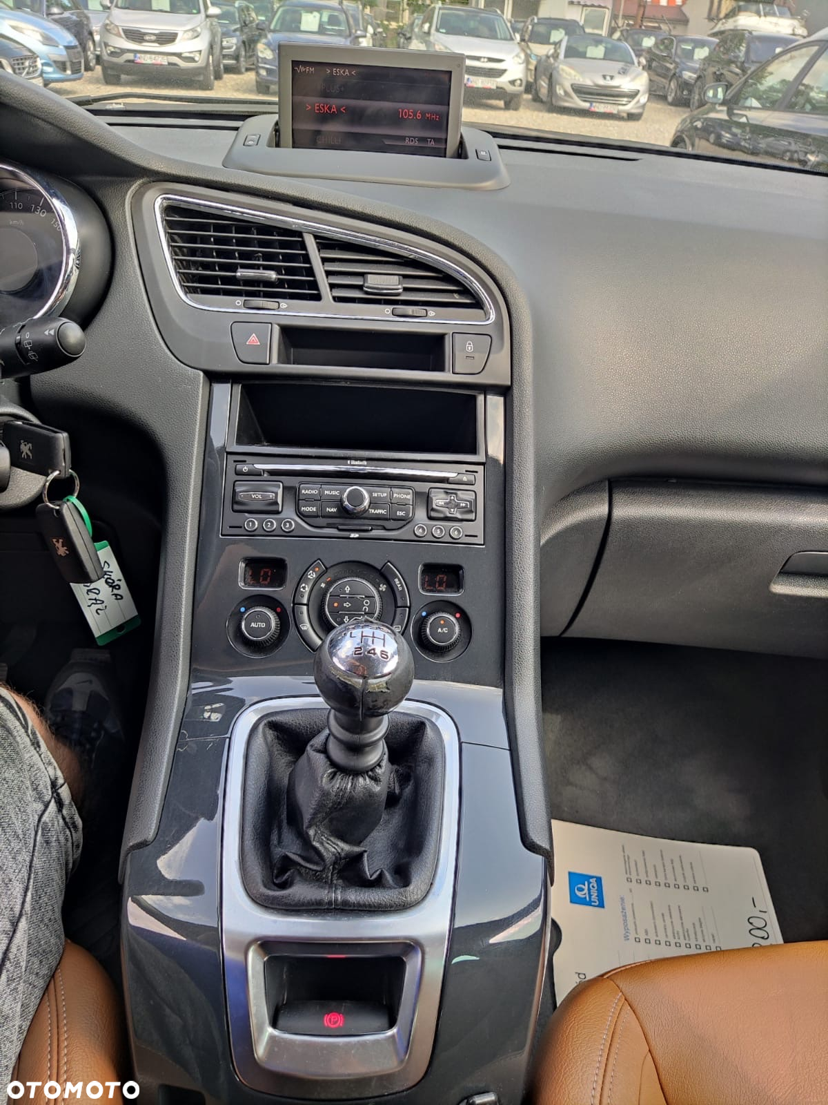 Peugeot 5008 1.6 THP Active 7os - 22