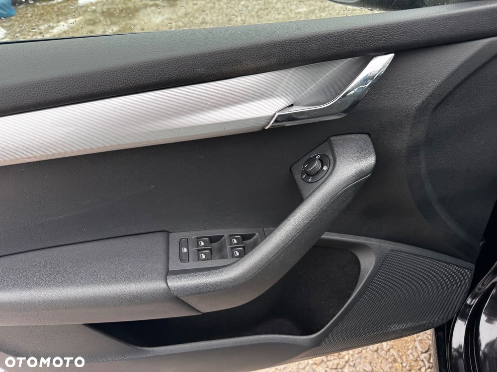 Skoda Octavia 1.4 TSI Ambition - 30