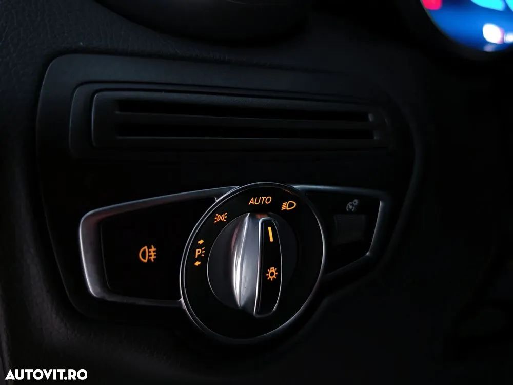 Mercedes-Benz GLC 300 de 4MATIC - 13