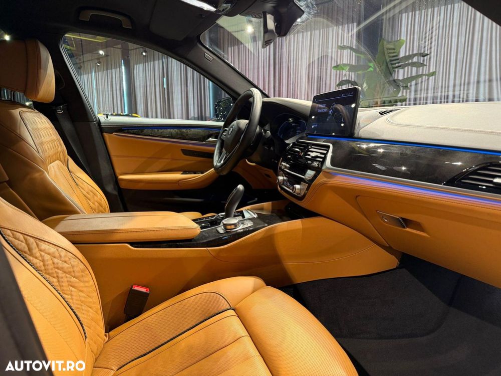 BMW Seria 5 530e xDrive AT PHEV - 24