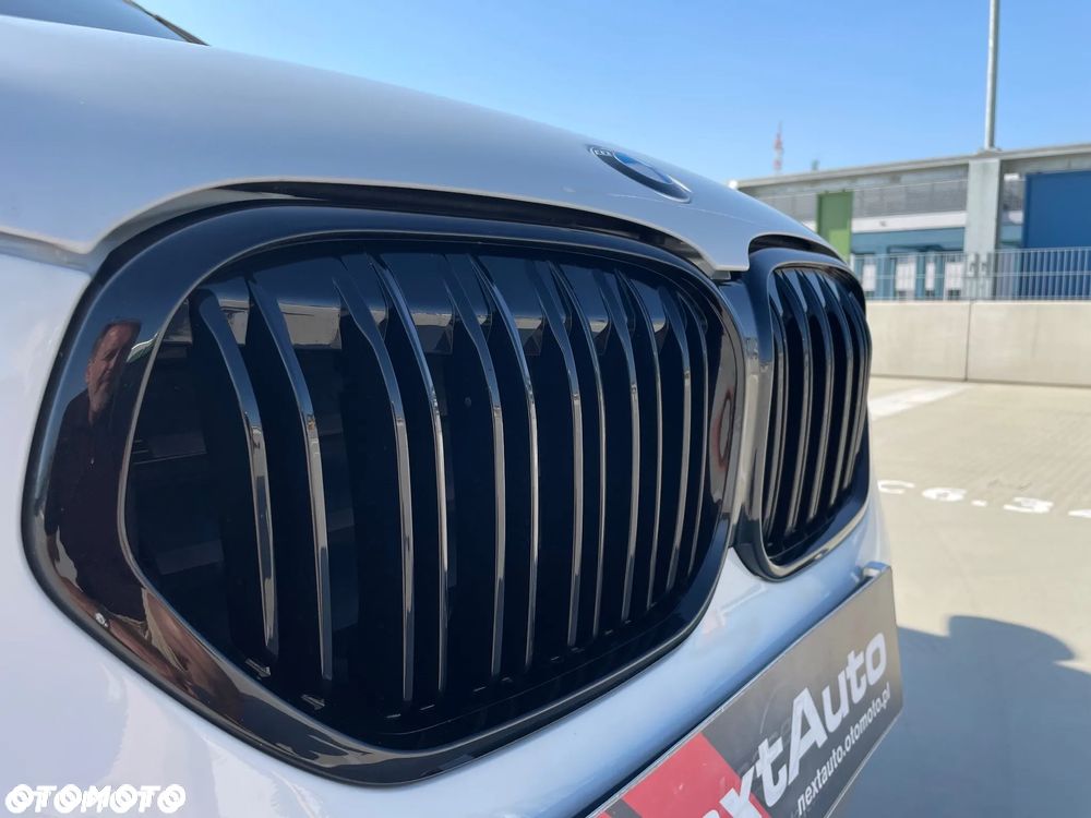 BMW X1 sDrive18i Business Edition - 19