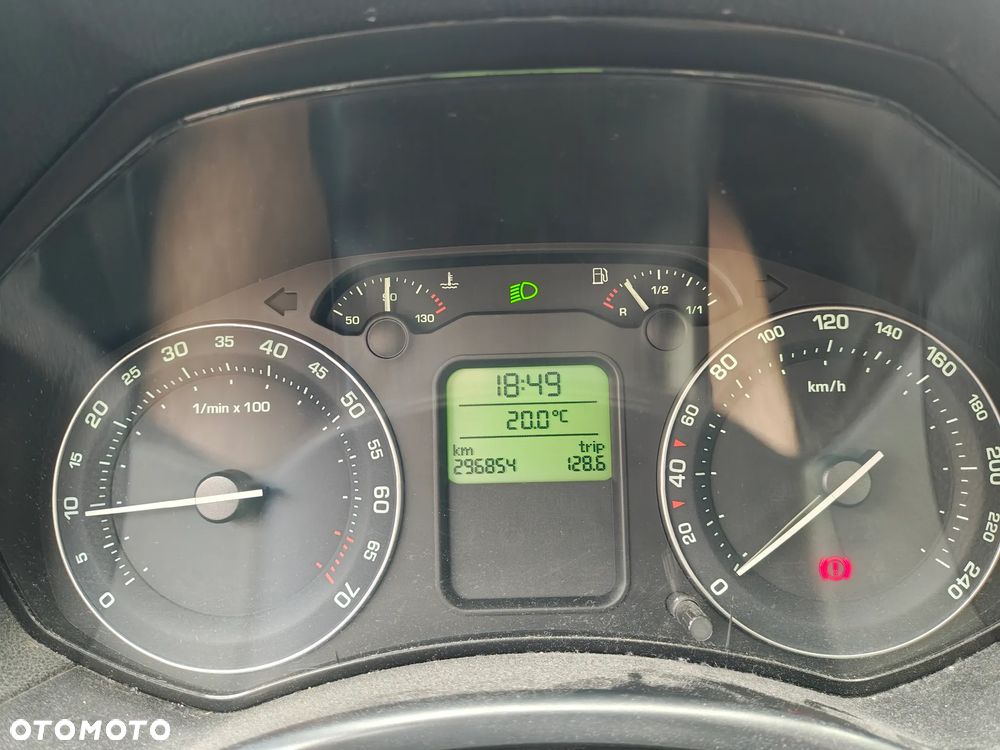 Skoda Octavia 1.6 Mint - 27