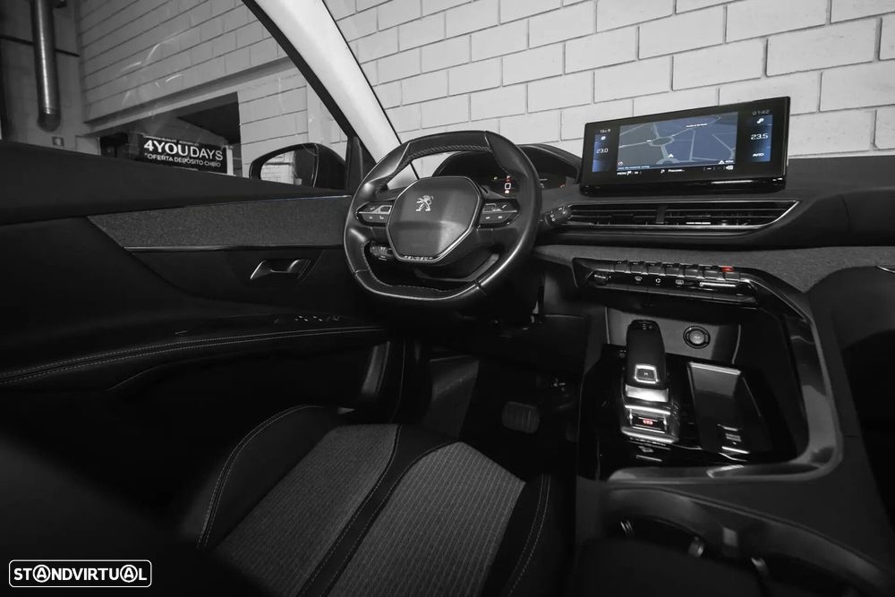 Peugeot 5008 BlueHDI 130 EAT8 Allure - 34