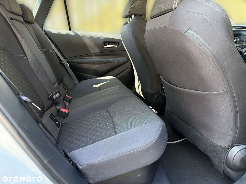 Toyota Corolla 1.8 Hybrid Comfort - 16