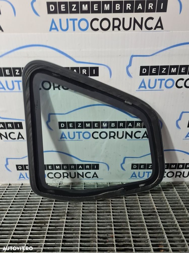Geam fix caroserie dreapta Dacia Duster 2010 - 2013 SUV 4 Usi (1090) STANGA FATA - 2