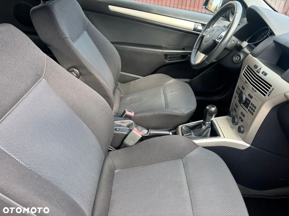 Opel Astra 1.4 Essentia - 15