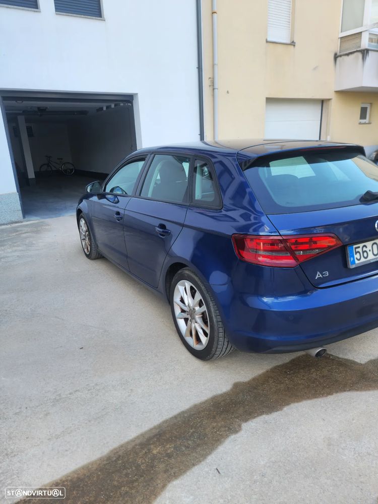 Audi A3 Sportback 1.6 TDI Sport S tronic - 3