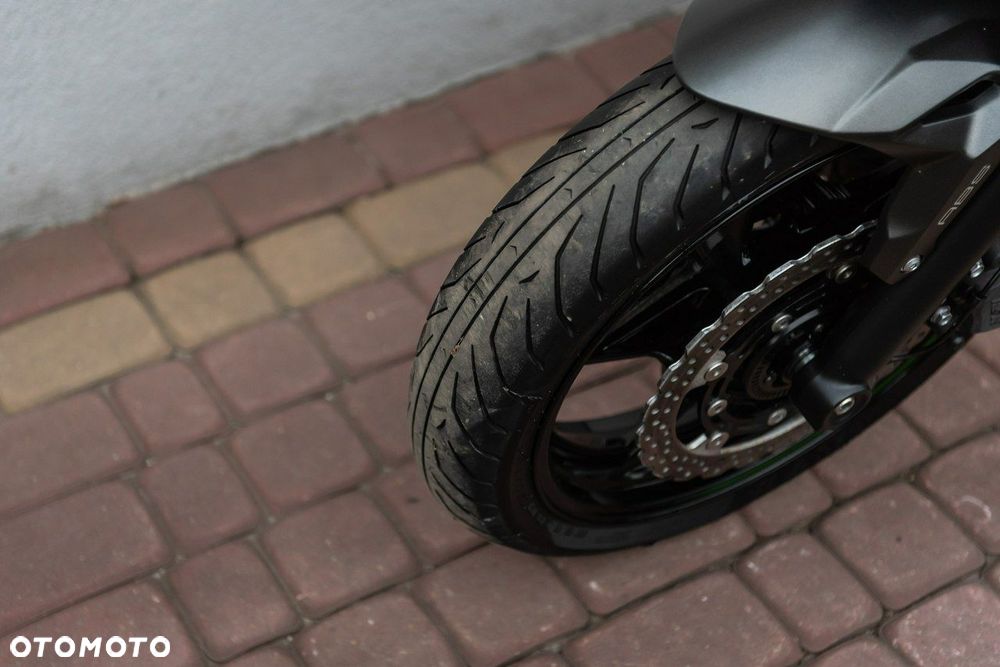 Kawasaki Z 650 - 7