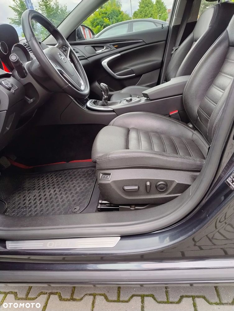 Opel Insignia - 16
