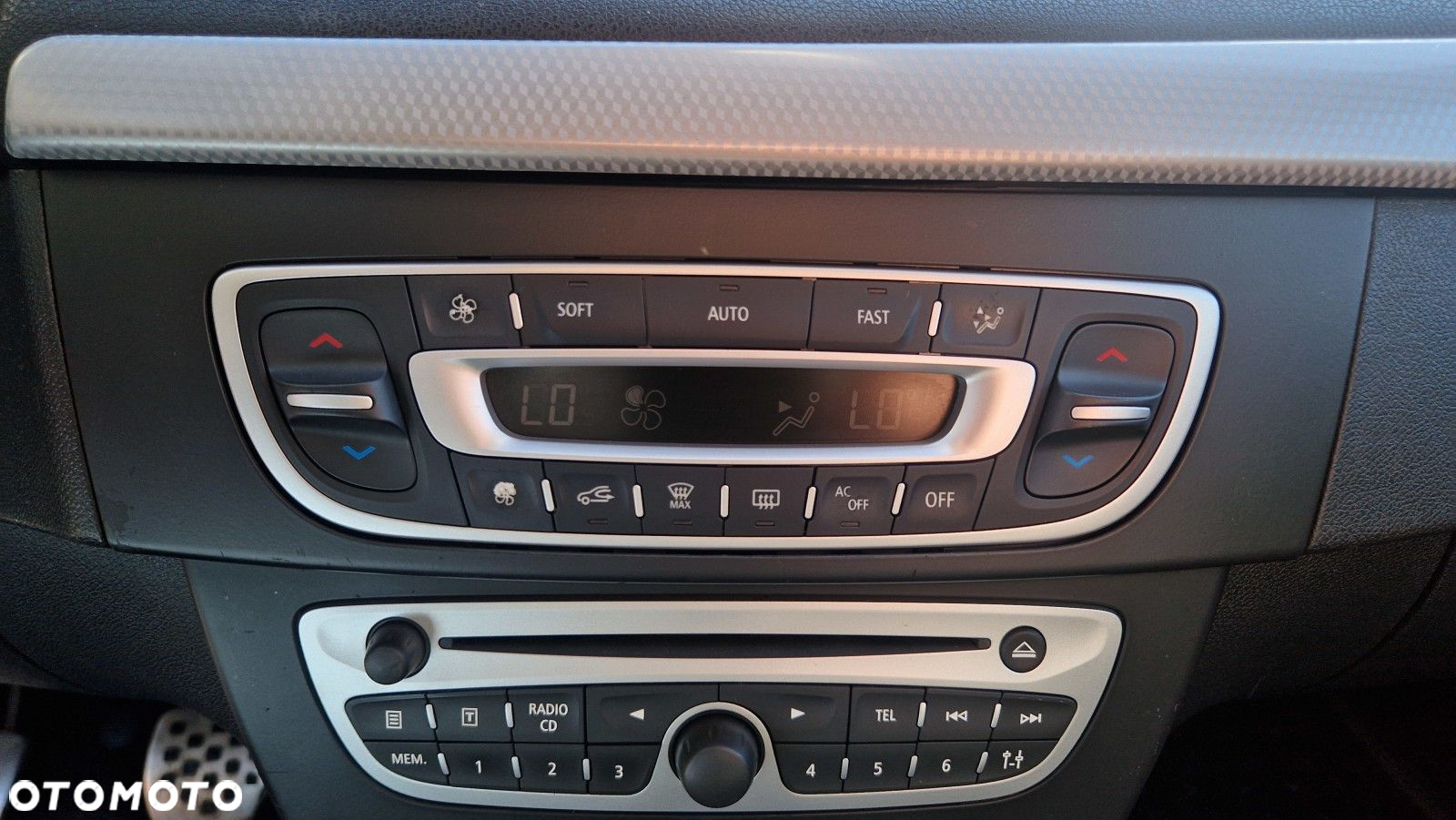 Renault Fluence 2.0 16V Sport Way - 23