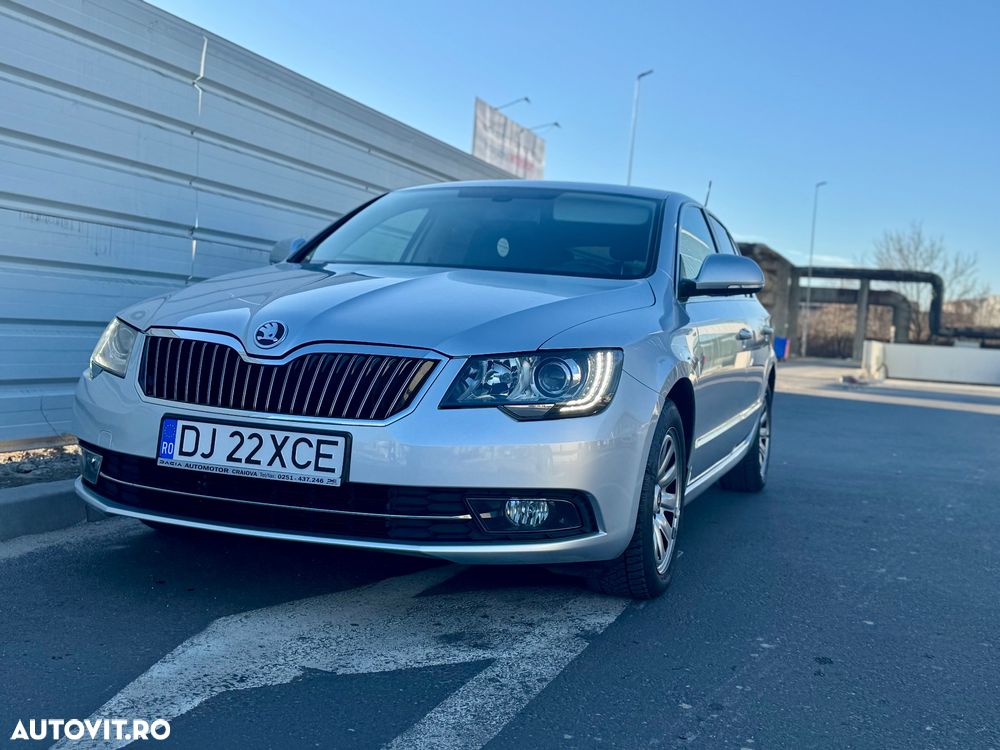 Skoda Superb 2.0 TDI Elegance - 3