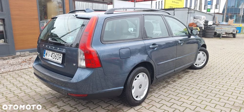 Volvo V50 1.8 - 10