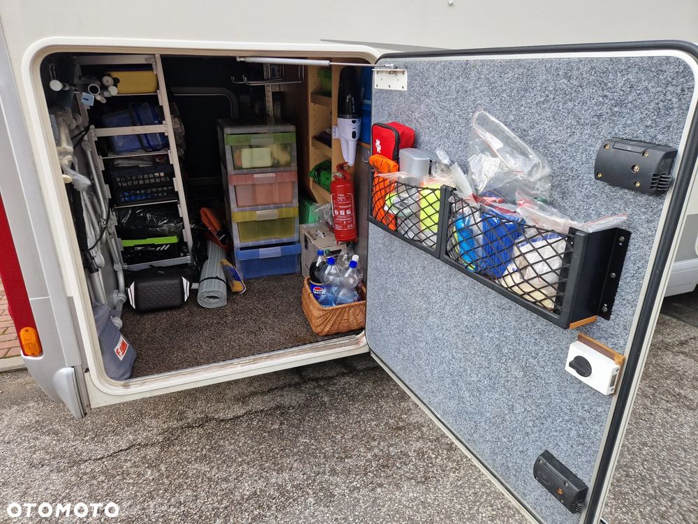 Carthago Chic C-Line T Plus 4.8 LE - 35