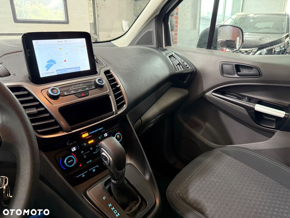Ford Transit Connect 240 L2 Autm Trend - 29