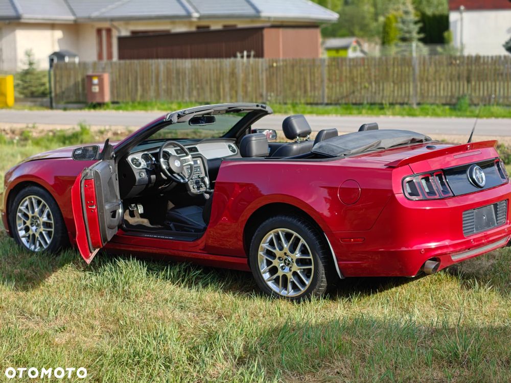 Ford Mustang 3.7 V6 Premium - 1