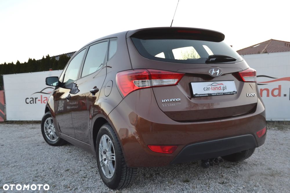 Hyundai ix20 1.4 Comfort - 12