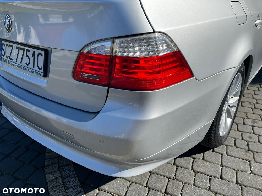 BMW Seria 5 523i - 3