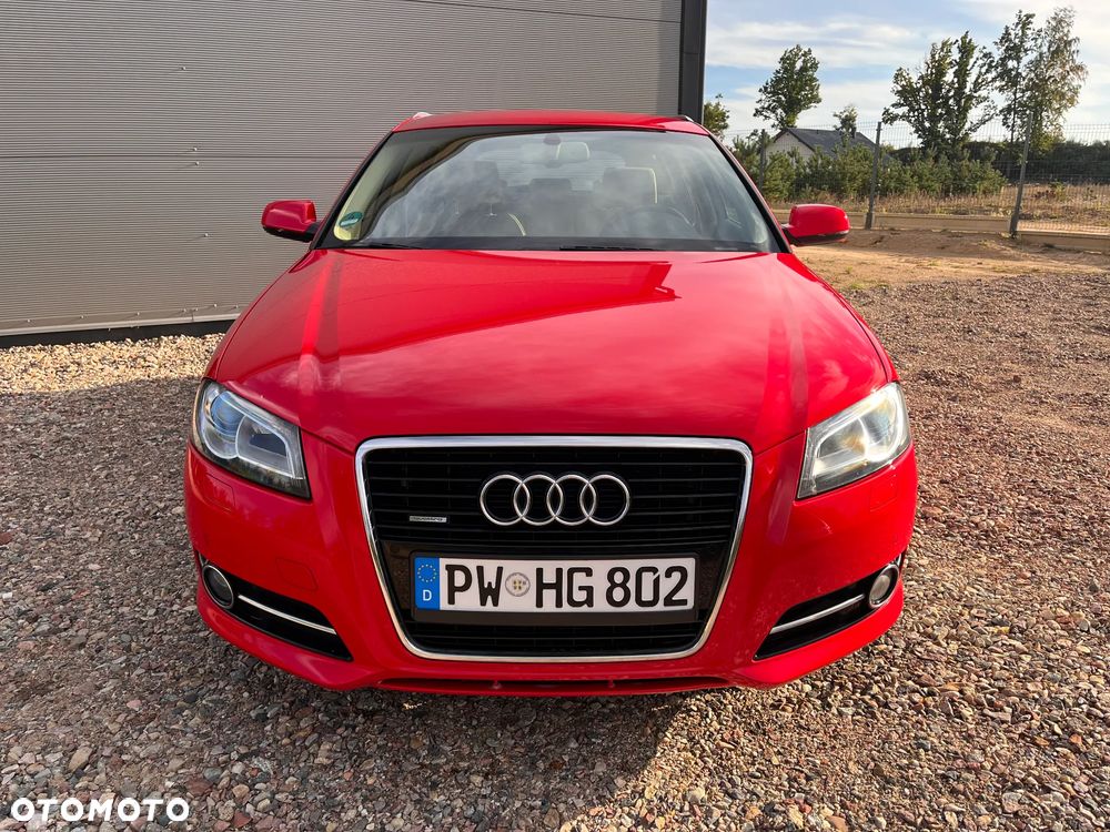 Audi A3 Sportback 2.0 TDI DPF quattro Ambition - 4