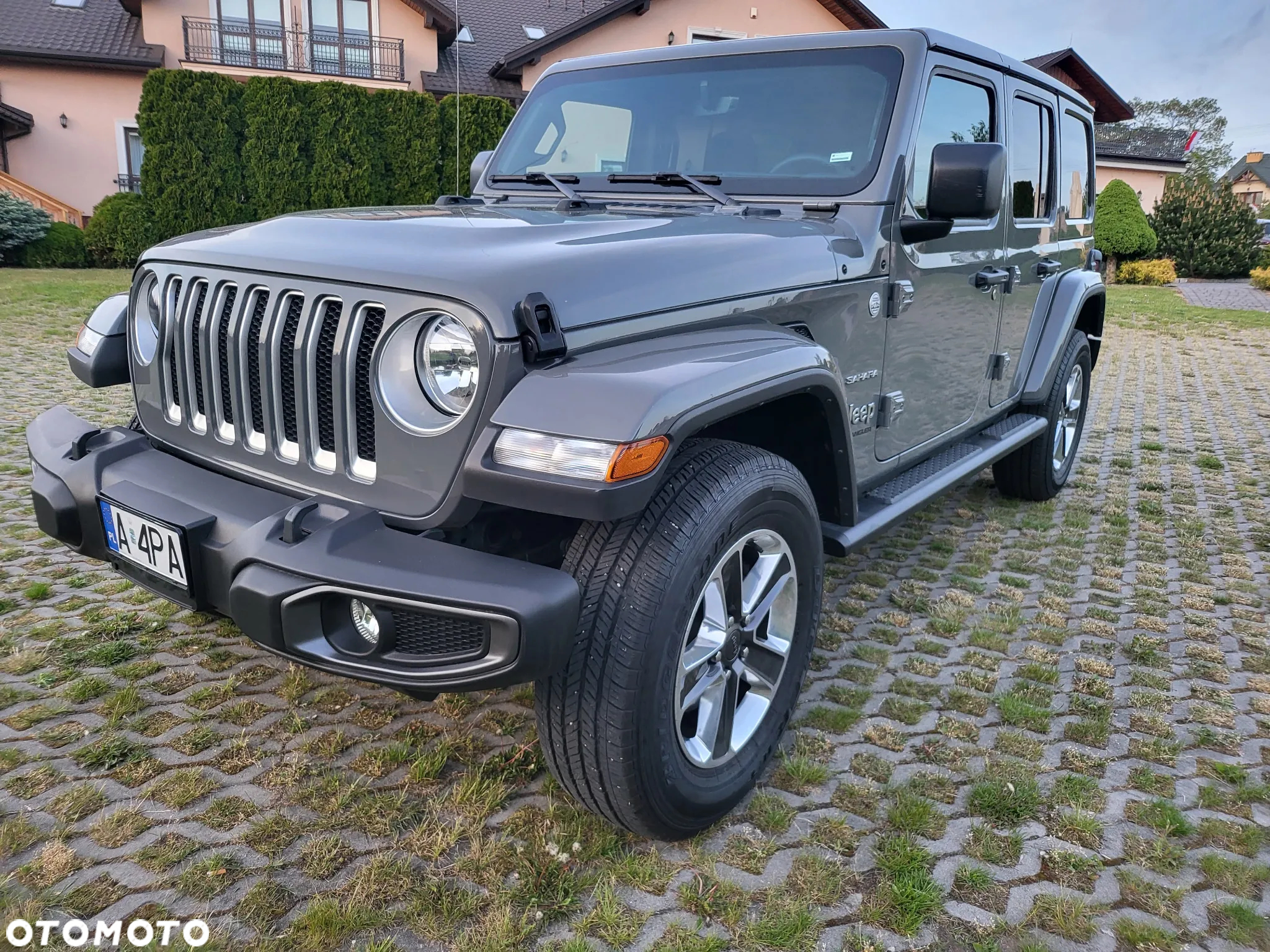 Jeep Wrangler - 4