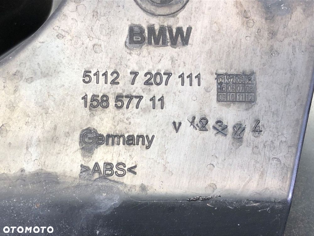 ŚLIZG ZDERZAKA TYŁ  BMW 5 Touring (F11) 2009 - 2017 530 d 190 kW [258 KM] olej napędowy 2011 - - 5