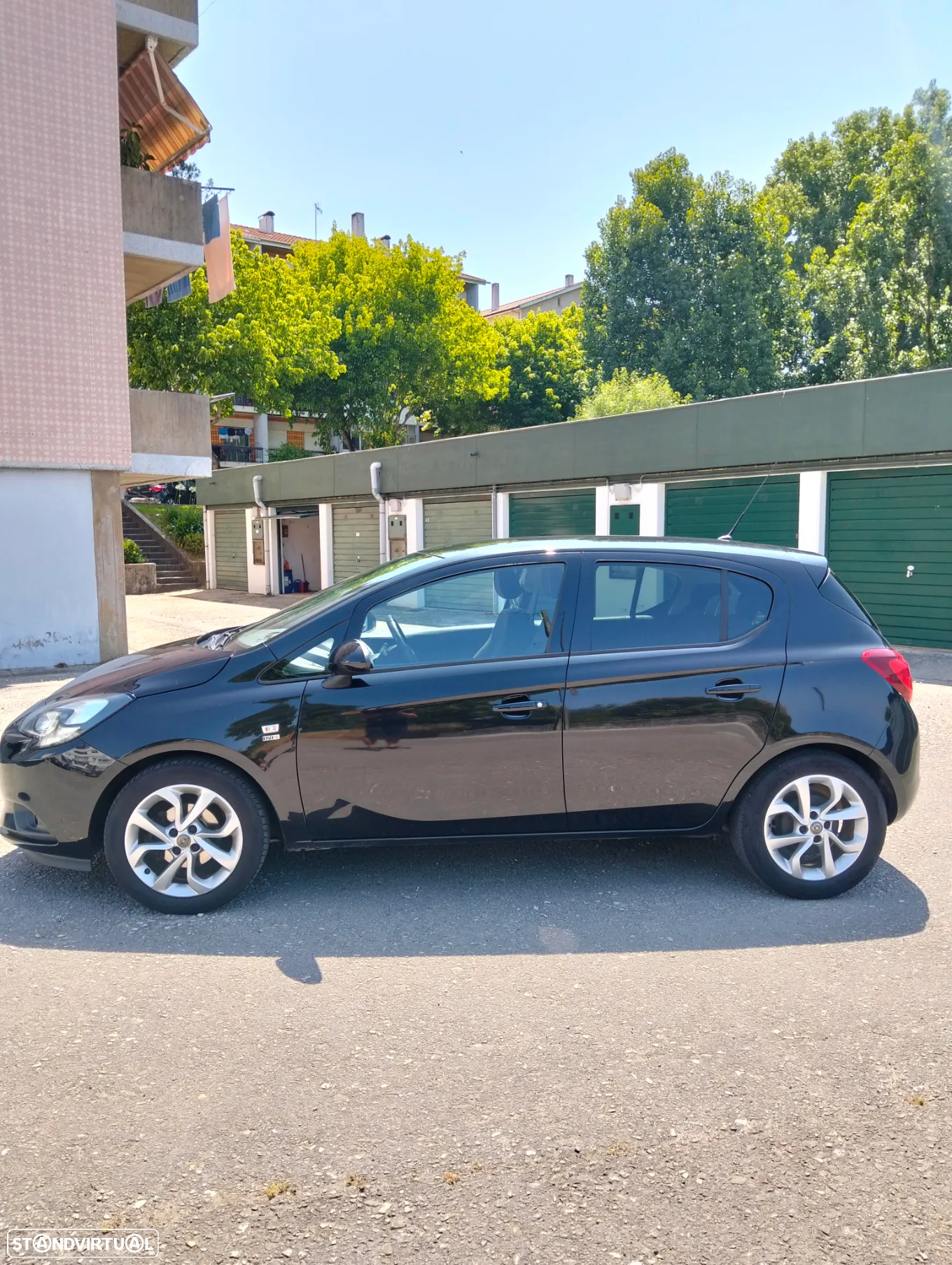 Opel Corsa 1.2 120 Anos - 8