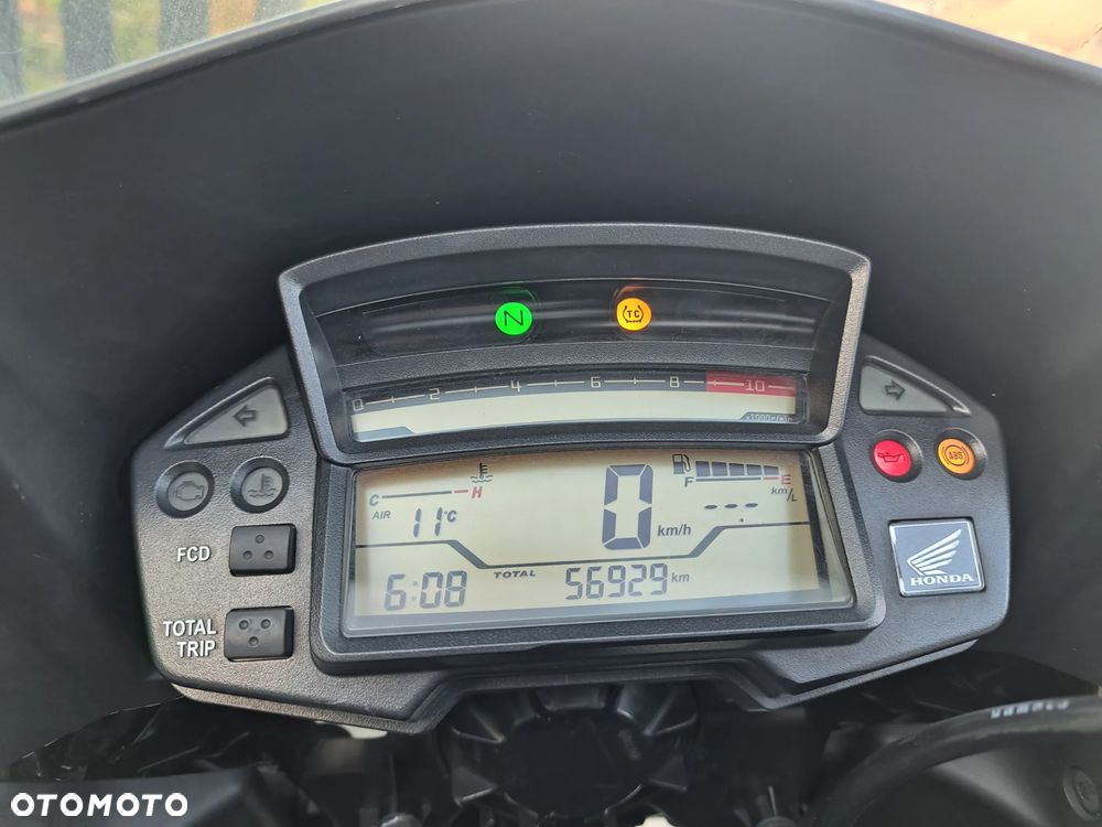 Honda VFR - 6