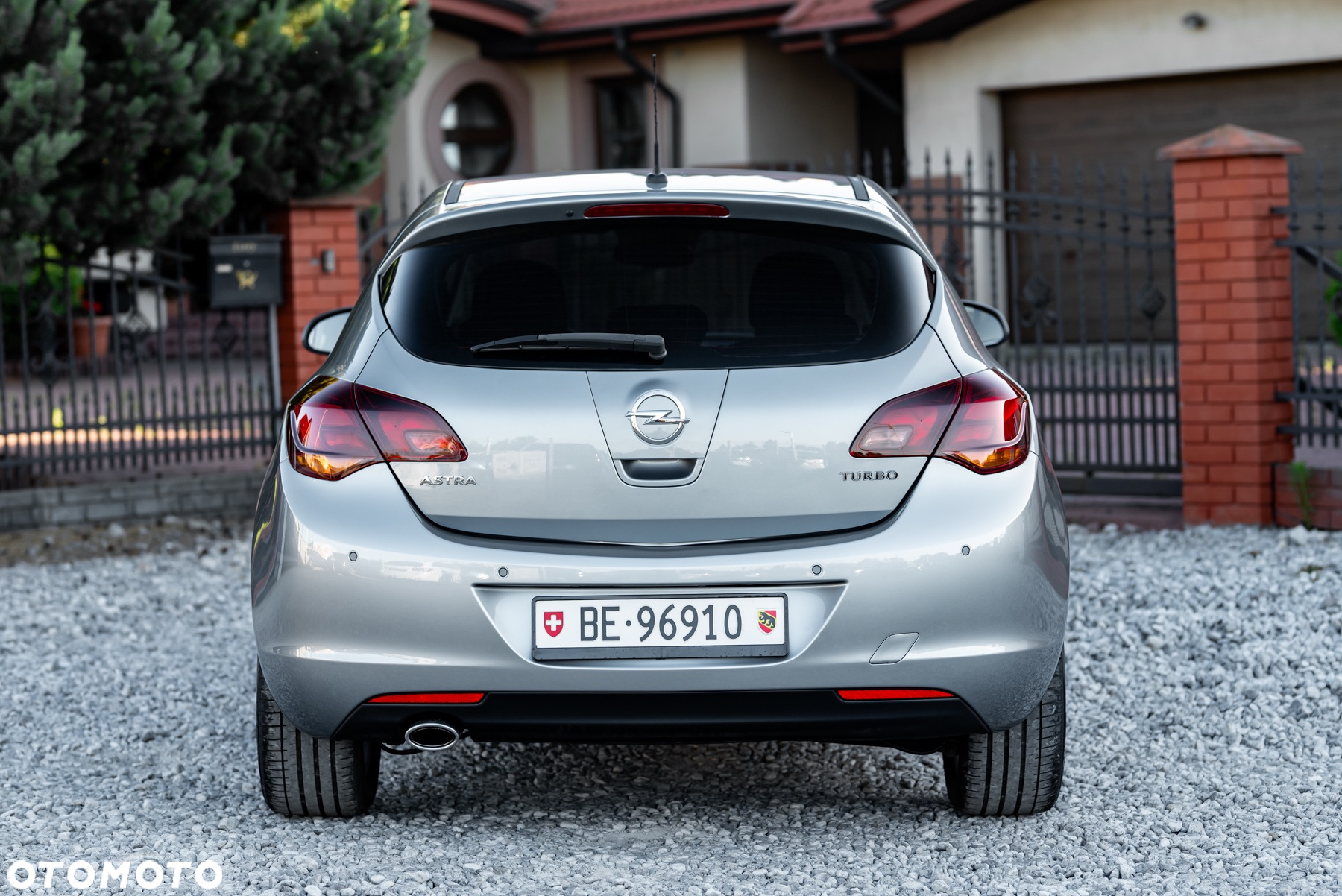 Opel Astra 1.6 Turbo Sport - 14