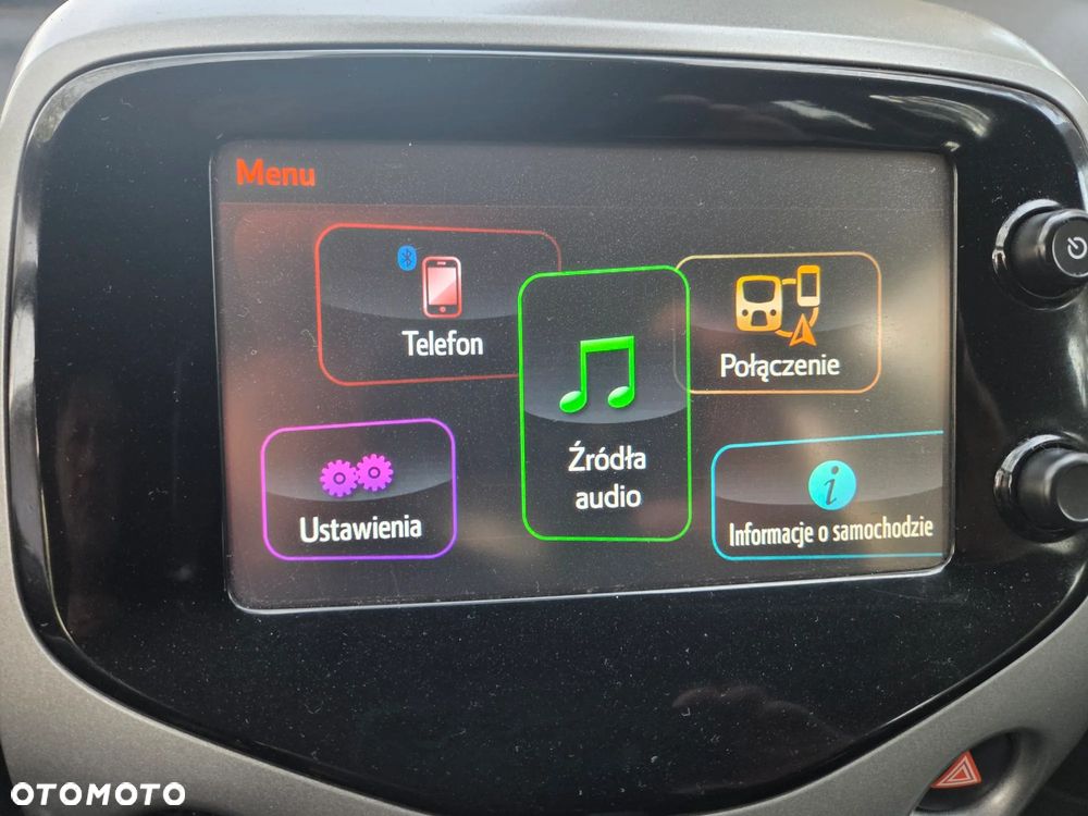 Toyota Aygo x-play touch - 30