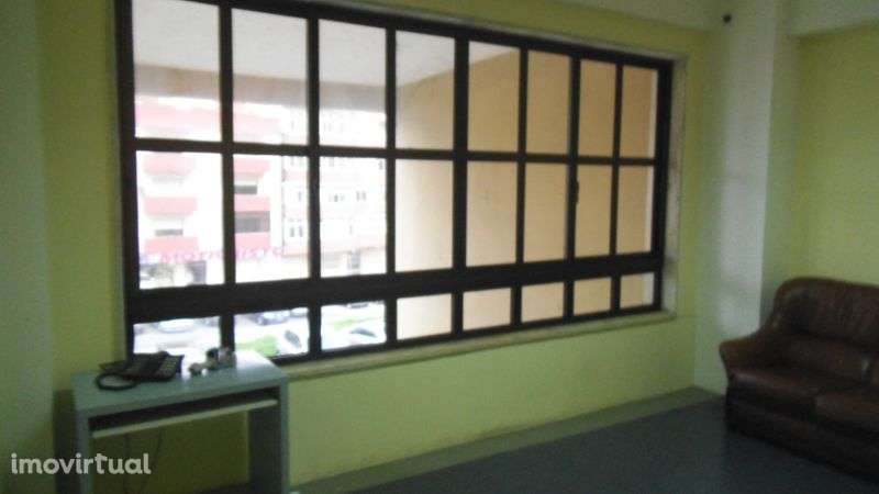 Escritório Queluz - Grande imagem: 3/8