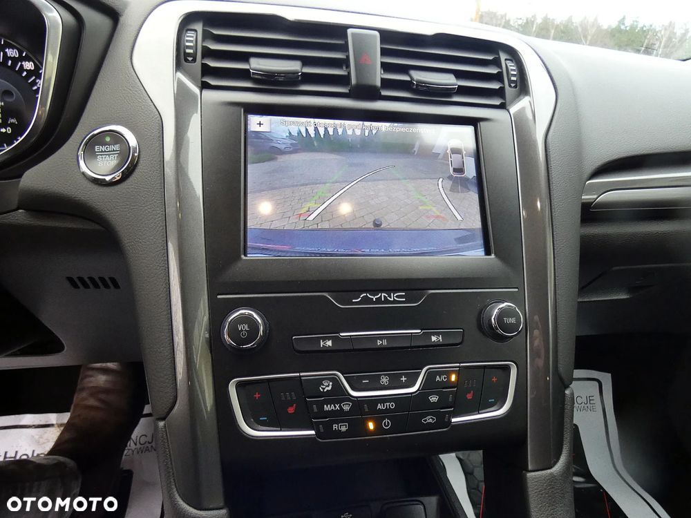 Ford Mondeo 2.0 EcoBlue Titanium - 28