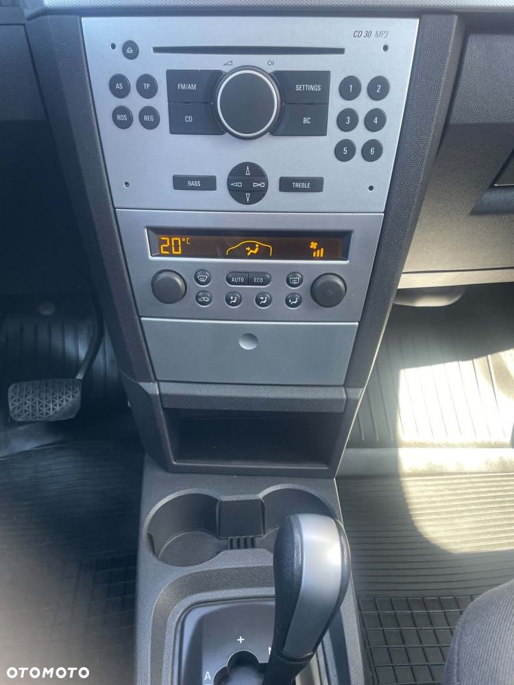 Opel Meriva 1.6 Cosmo MTA - 24