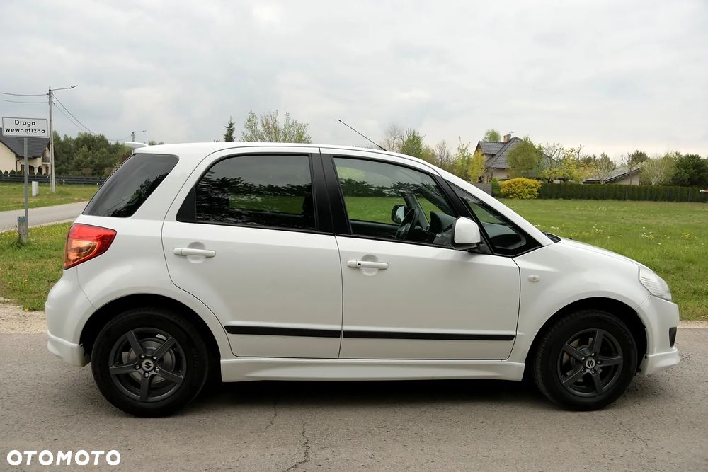 Suzuki SX4 - 9