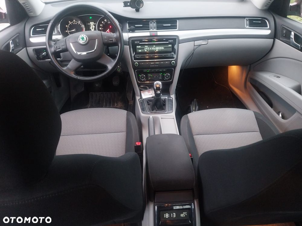 Skoda Superb 1.8 TSI Comfort - 5