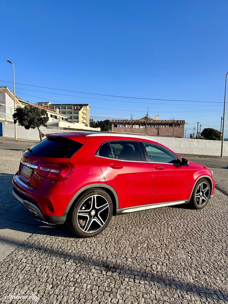 Mercedes-Benz GLA 220 d AMG Line 4-Matic - 3