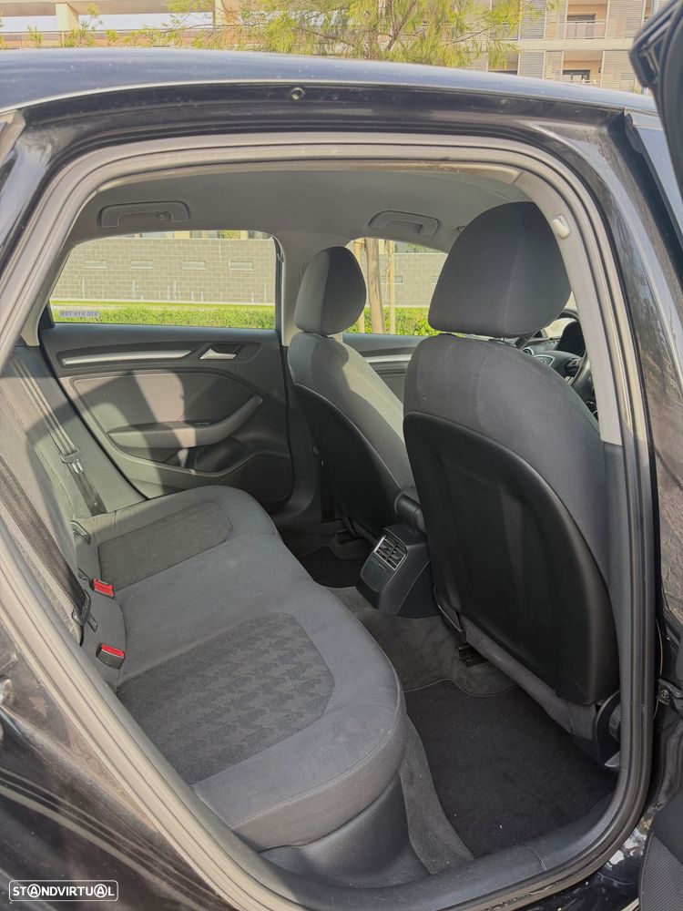 Audi A3 Limousine 1.6 TDI Attraction S tronic - 10