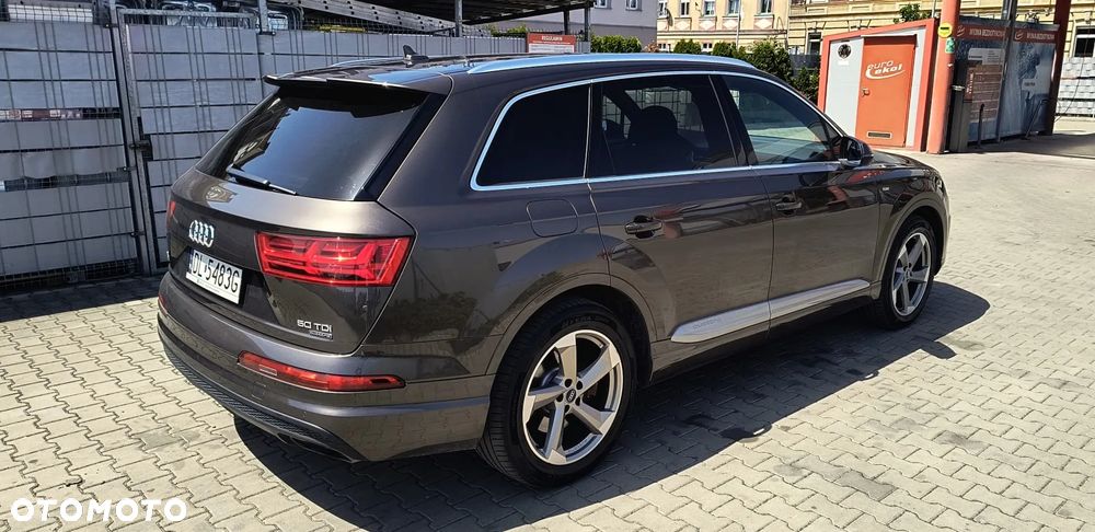 Audi Q7 - 4