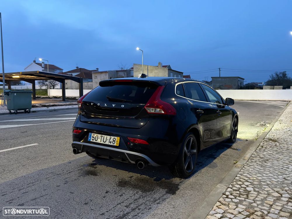 Volvo V40 D2 R Design - 5