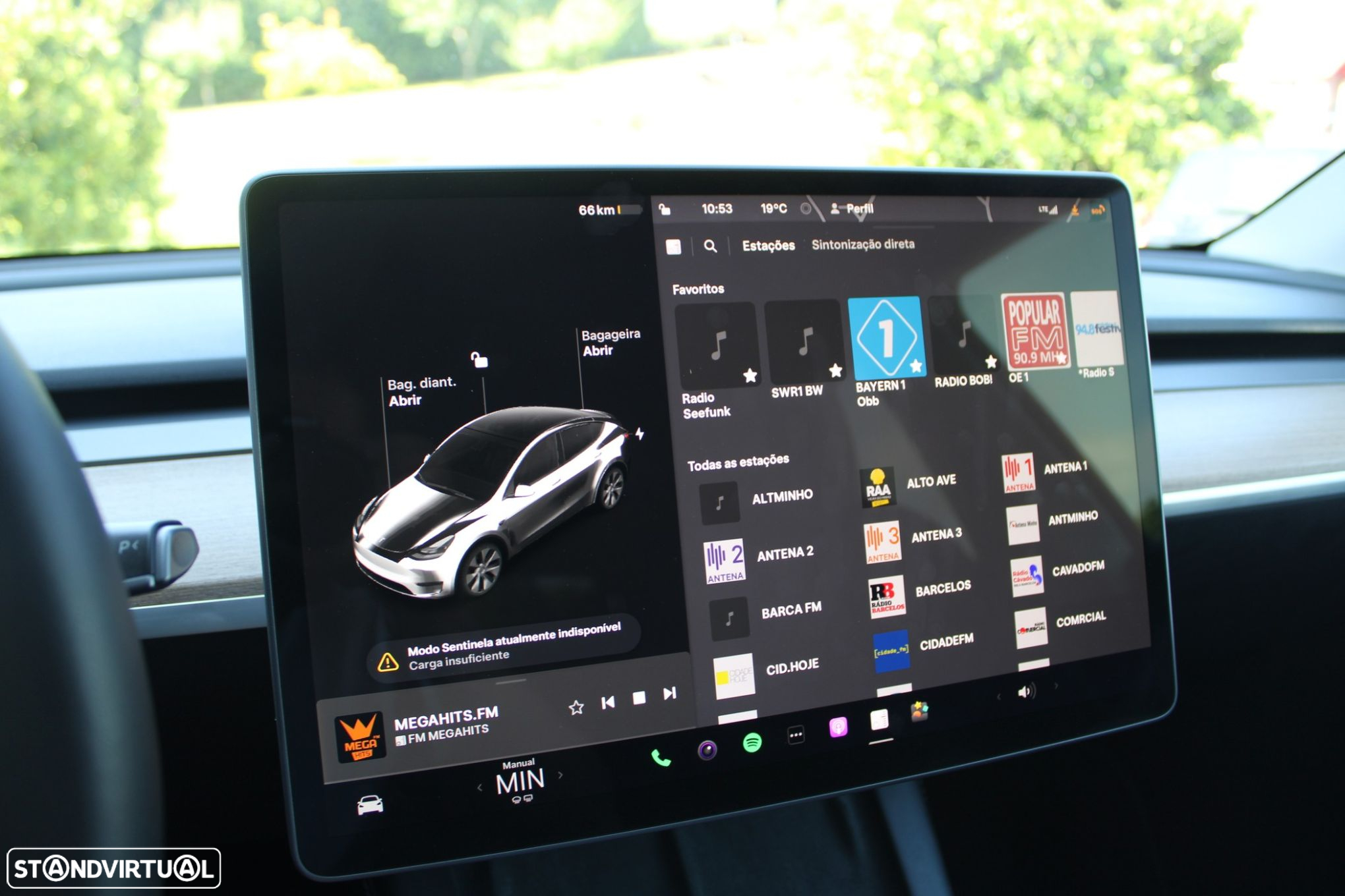 Tesla Model Y Long Range Dual Motor AWD - 13