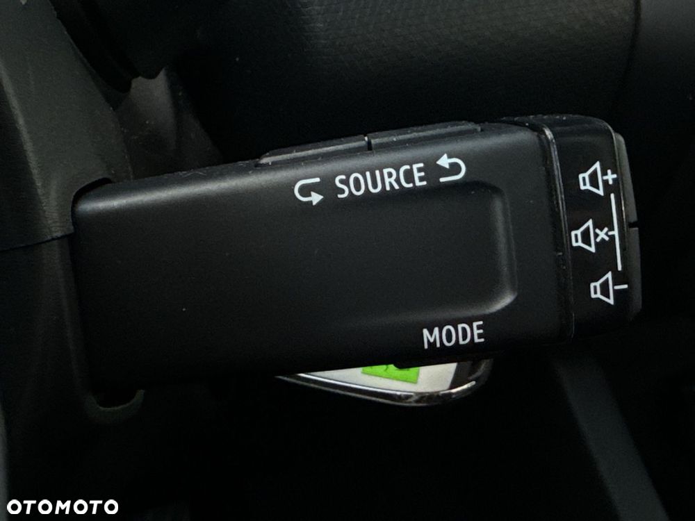 Renault Clio - 25