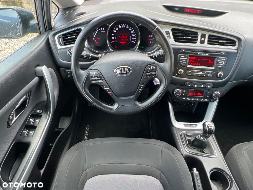 Kia Ceed 1.4 CVVT - 20
