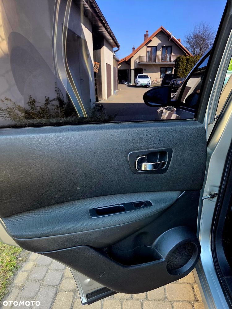 Nissan Qashqai 2.0 Acenta - 16