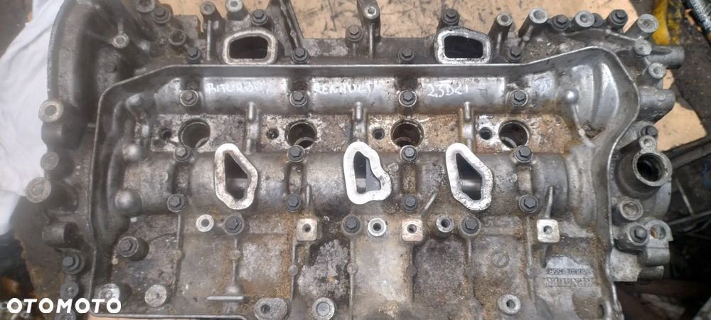 RENAULT MASTER III 2,3DCI BITURBO głowica pokrywa wałki 130C07155R - 1