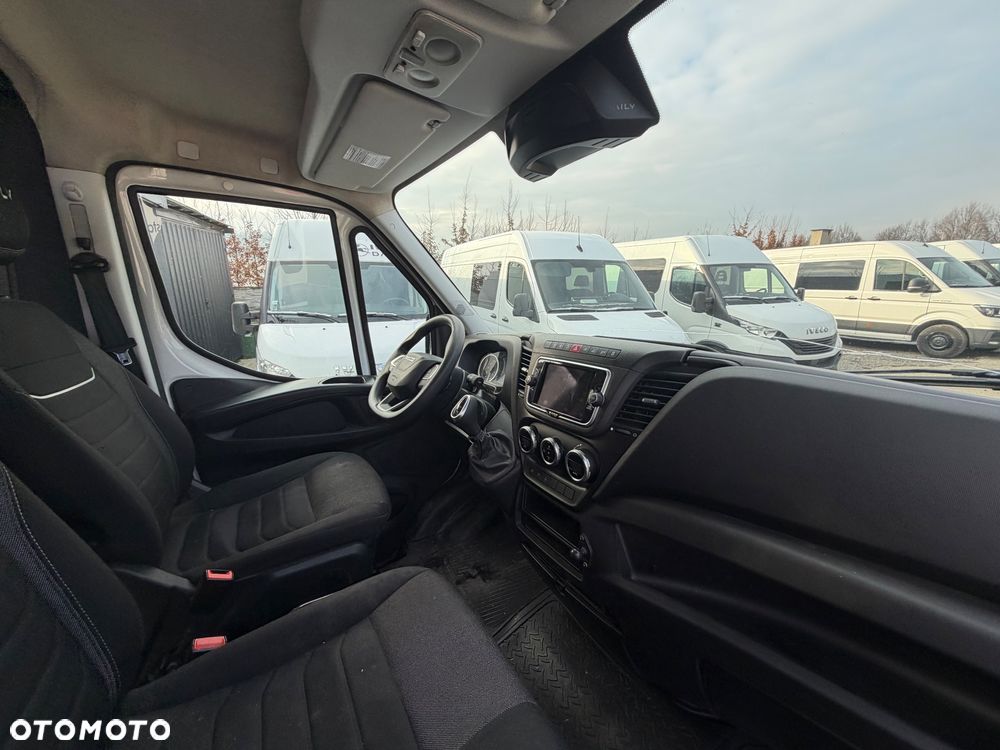 Iveco DAILY 35S16 L4H3 pneumatyka Brygadowka  7 OSÓB OD REKI - 15