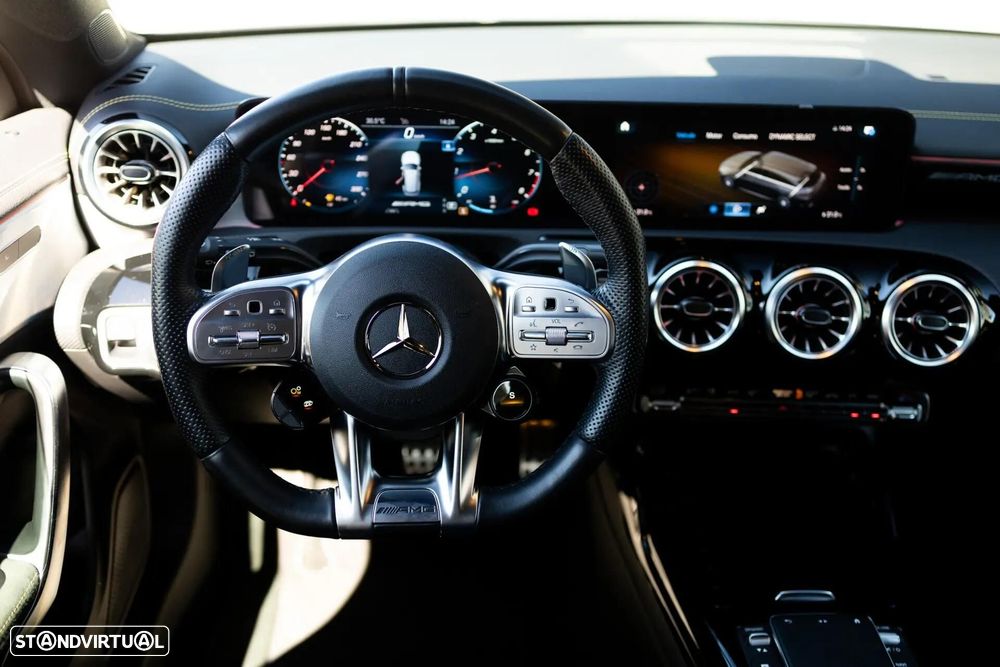Mercedes-Benz CLA 45 AMG S Shooting Brake 4Matic+ - 3