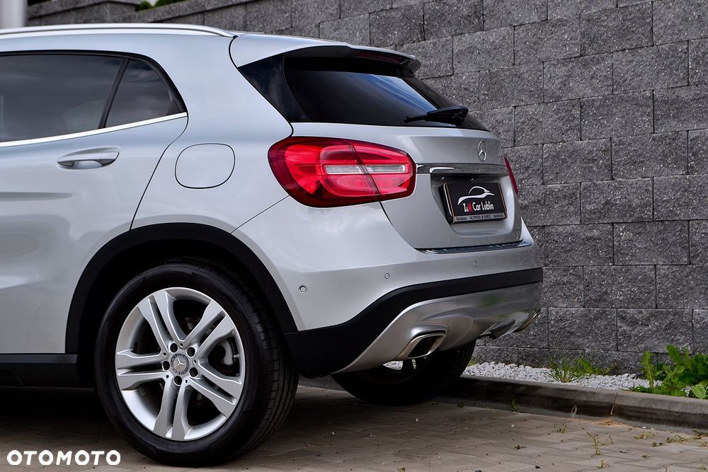 Mercedes-Benz GLA 200 UrbanStyle Edition - 11