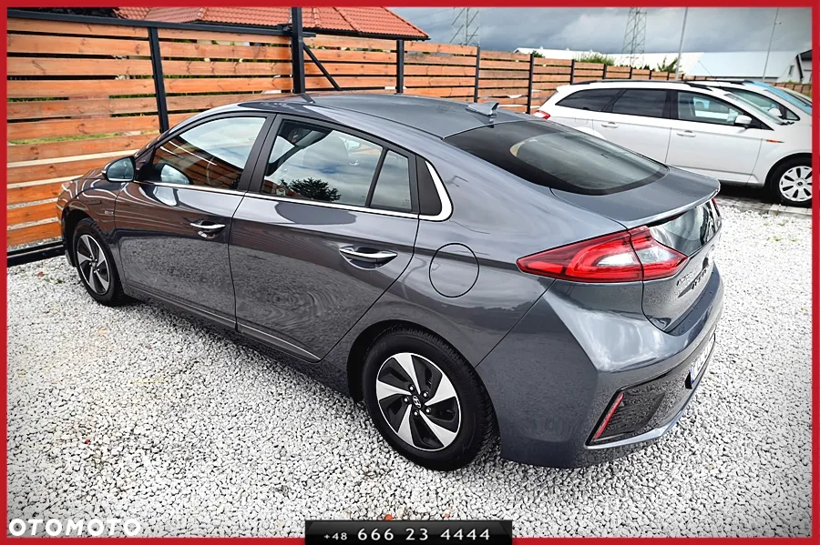 Hyundai IONIQ Hybrid 1.6 GDI Premium - 10