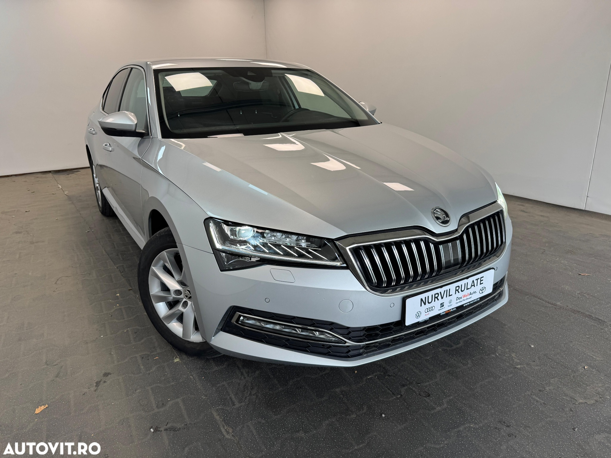 Skoda Superb 2.0 TDI DSG Style - 22