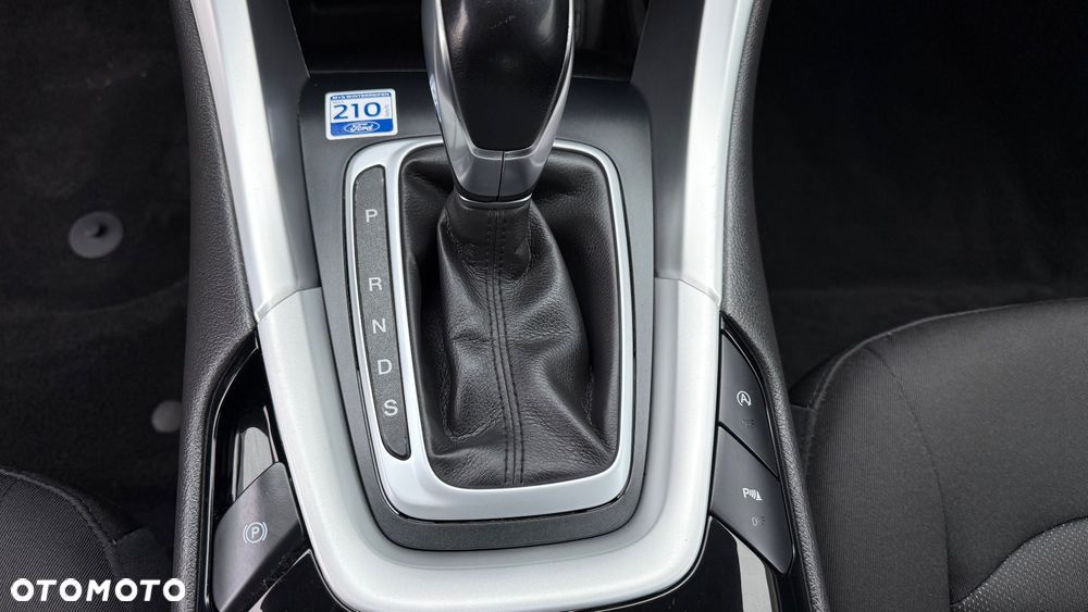 Ford Mondeo - 18