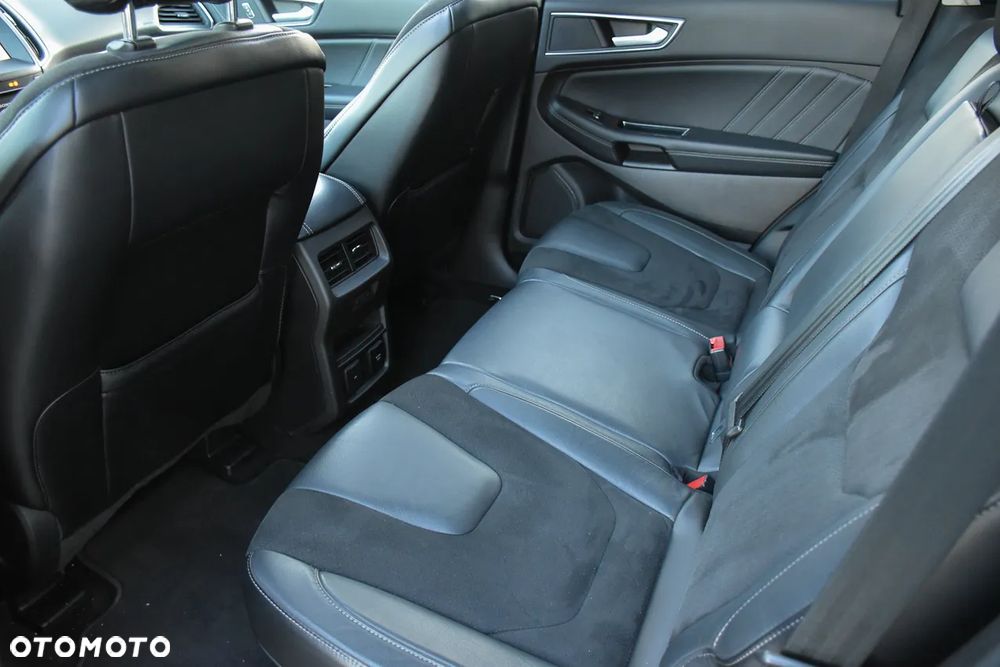 Ford Edge 2.0 TDCi Bi-Turbo 4x4 ST-LINE - 37