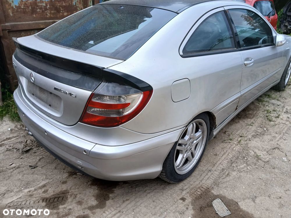 mercedes benz W203 C200 coupe 744 maska pokrywa silnika klapa bagażnika zderzak lampa reflektor - 3